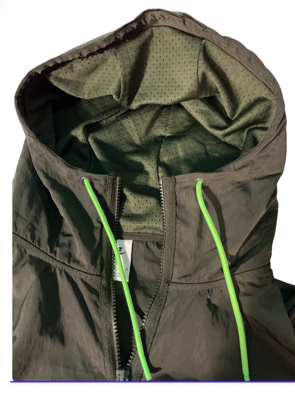 Nike Air Men’s Promotional Pullover Unlined Windbreaker w/ Hoodie - Picture 4 of 9